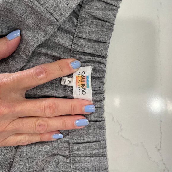 Cali1850 Two Button Design High Waisted Mini Skort Skirt Size M - Picture 3 of 10